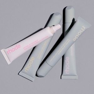 rhode peptide lip set (with SOLD OUT limited edition vanilla cake)